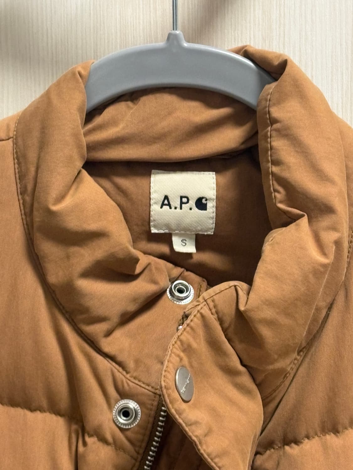 A.P.C X 칼하트 우먼스 조끼패딩 S 상품이미지4