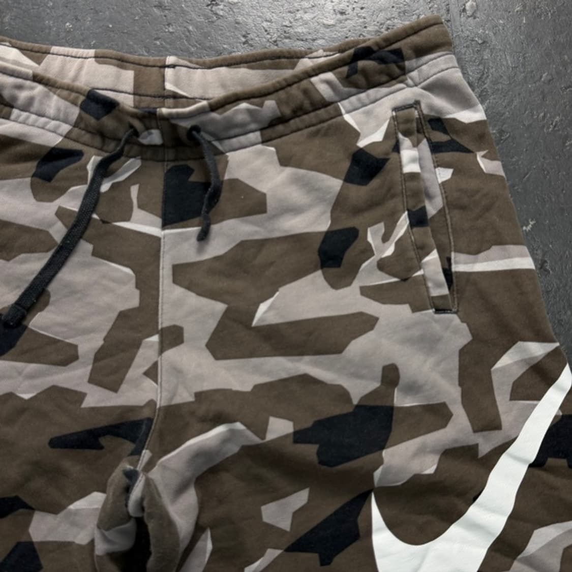 105 나이키 카모 반바지 상품이미지2