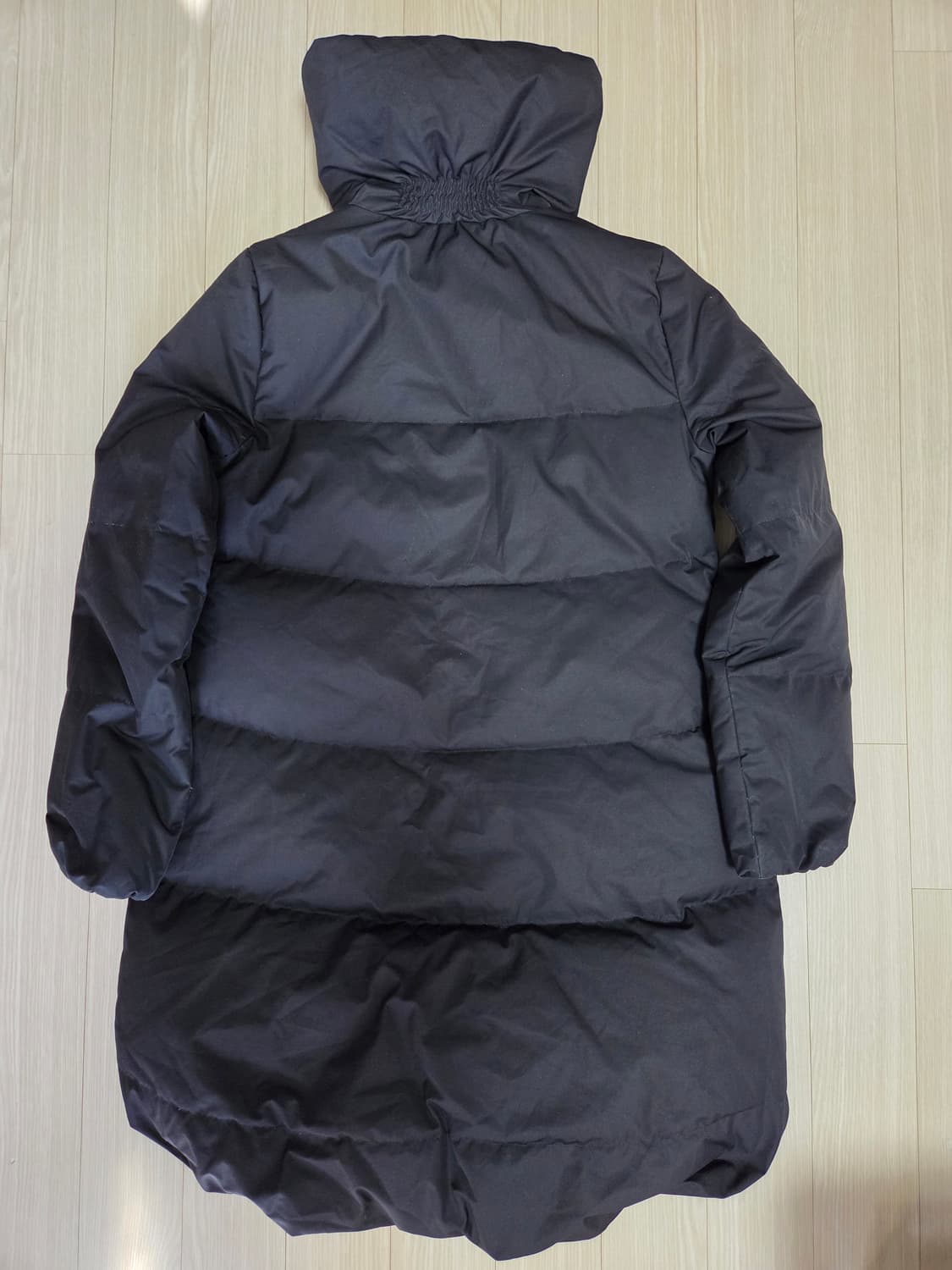 띠어리 여성 롱 다운 패딩 상품이미지2