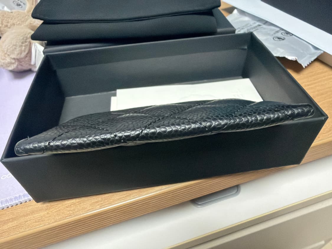 샤넬 클래식 캐비어 카드홀더(은장) 상품이미지3