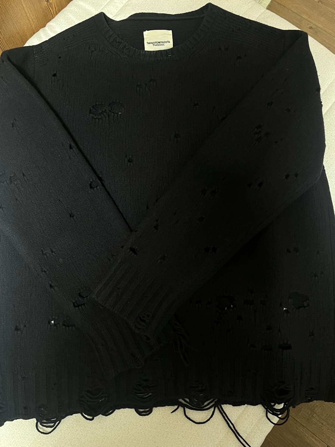 솔로이스트 디스트레드 니트 상품이미지2