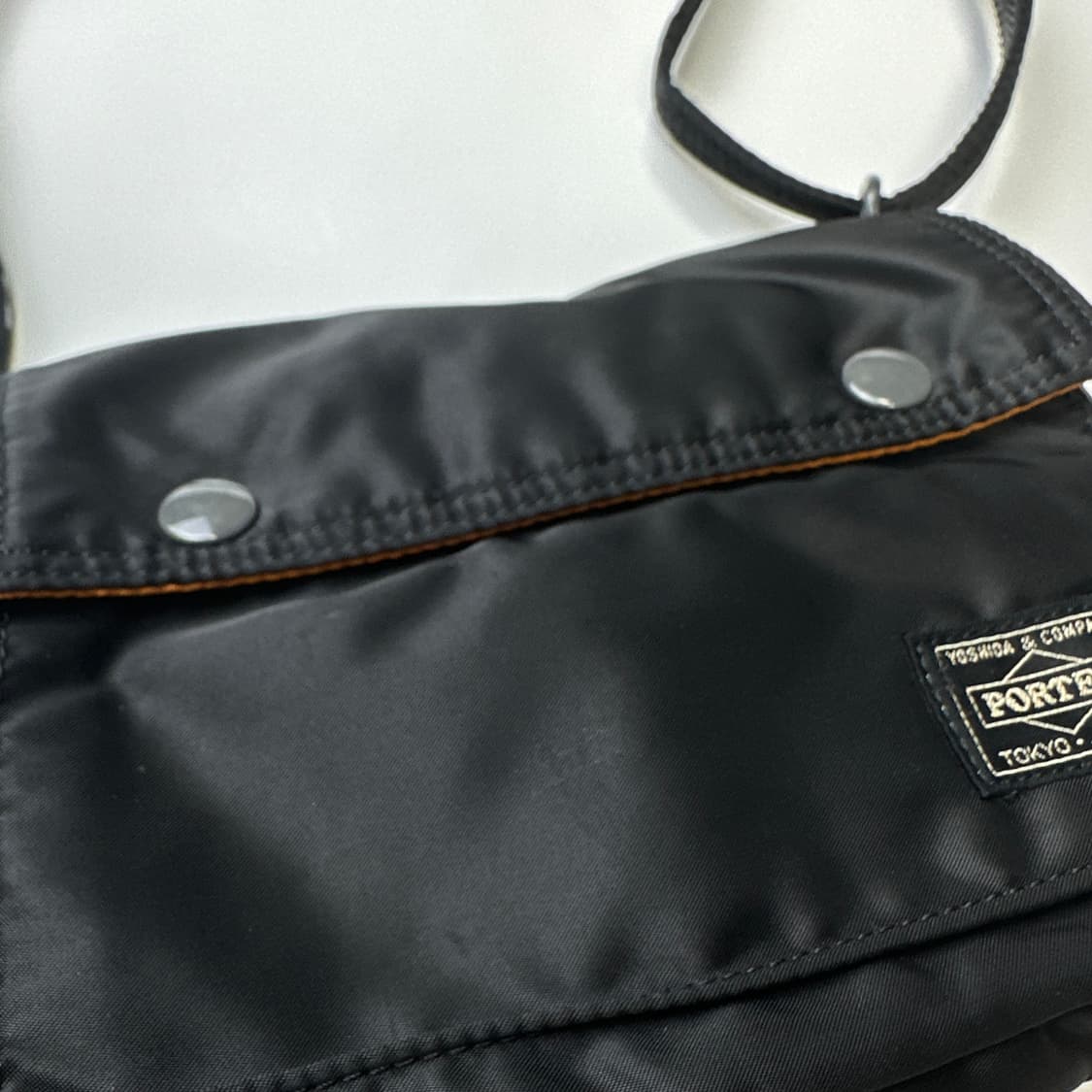 PORTER TANKER SHOULDER BAG 포터 탱커 숄더백 상품이미지3