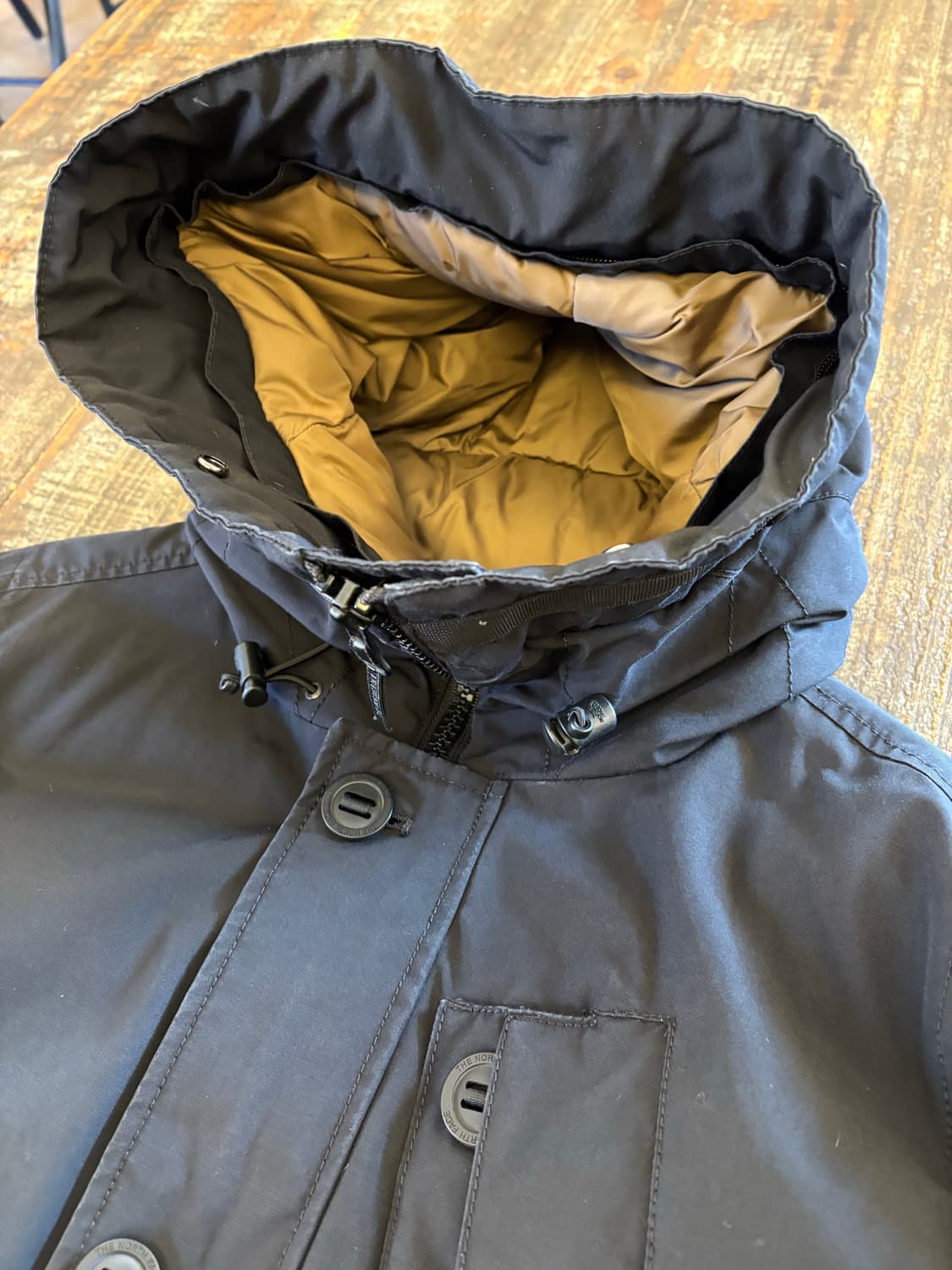 노스페이스 블랙 구스다운 파카 상품이미지5