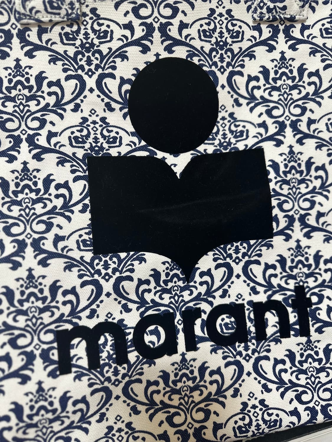 이자벨마랑벨벳 프린트 토트백 네이비 유럽한정판 상품이미지3