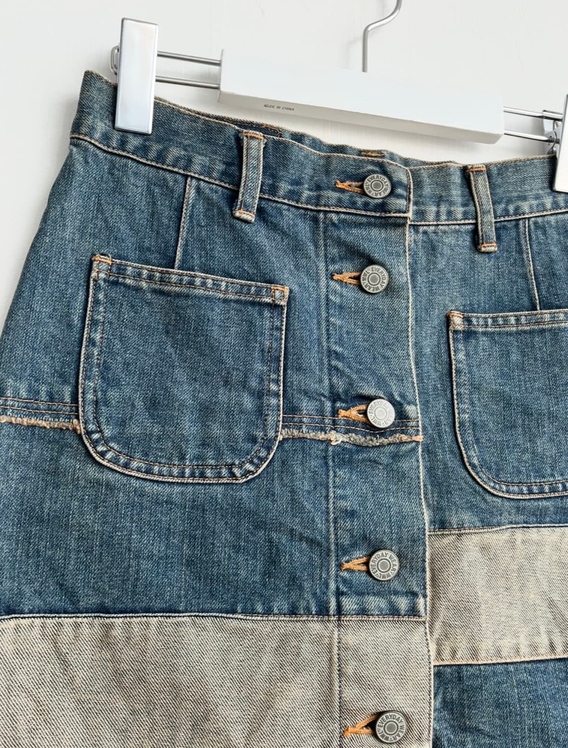 패치워크 버튼 데님 스커트 상품이미지4