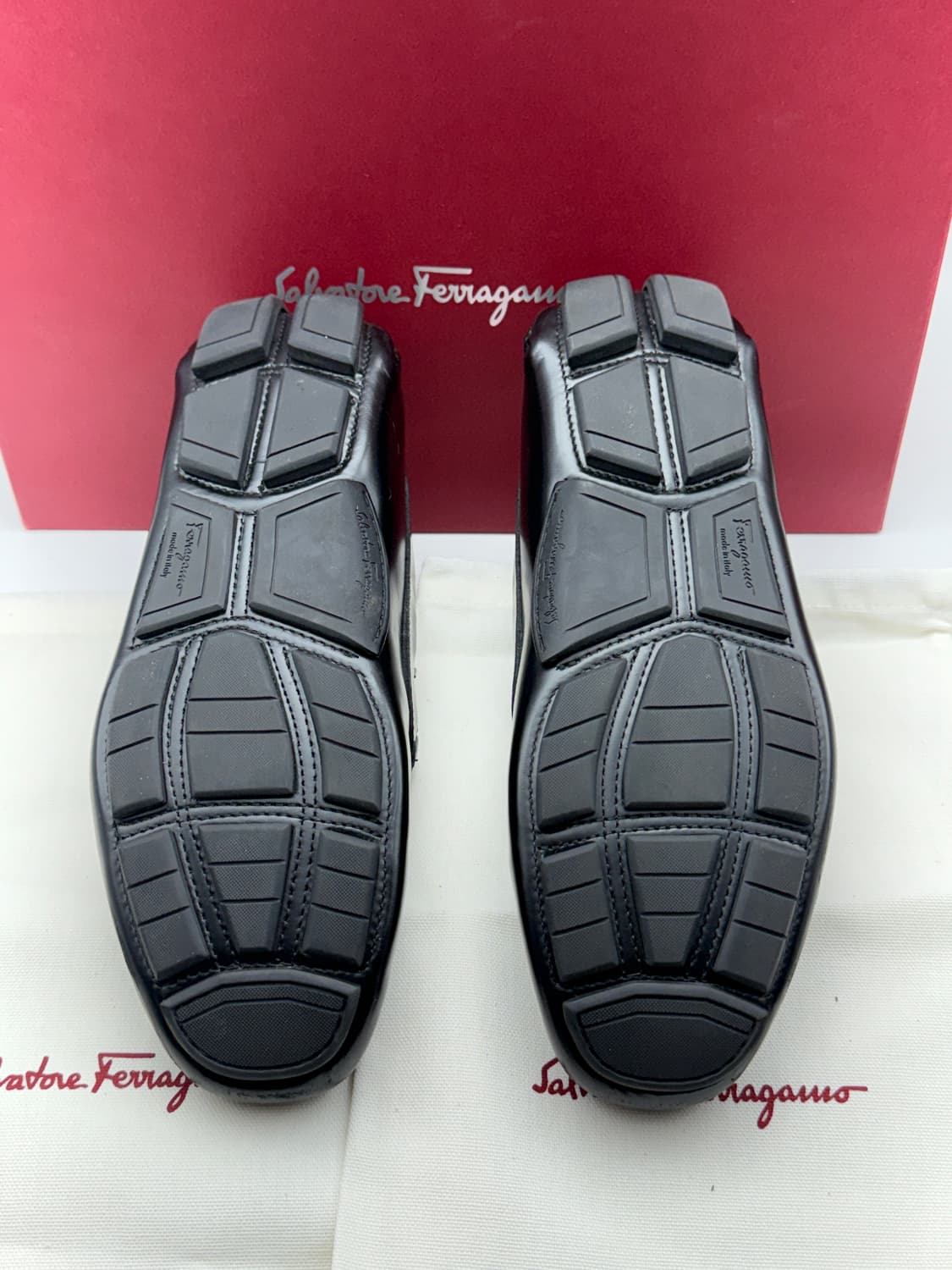 정품)페라가모250 상품이미지8