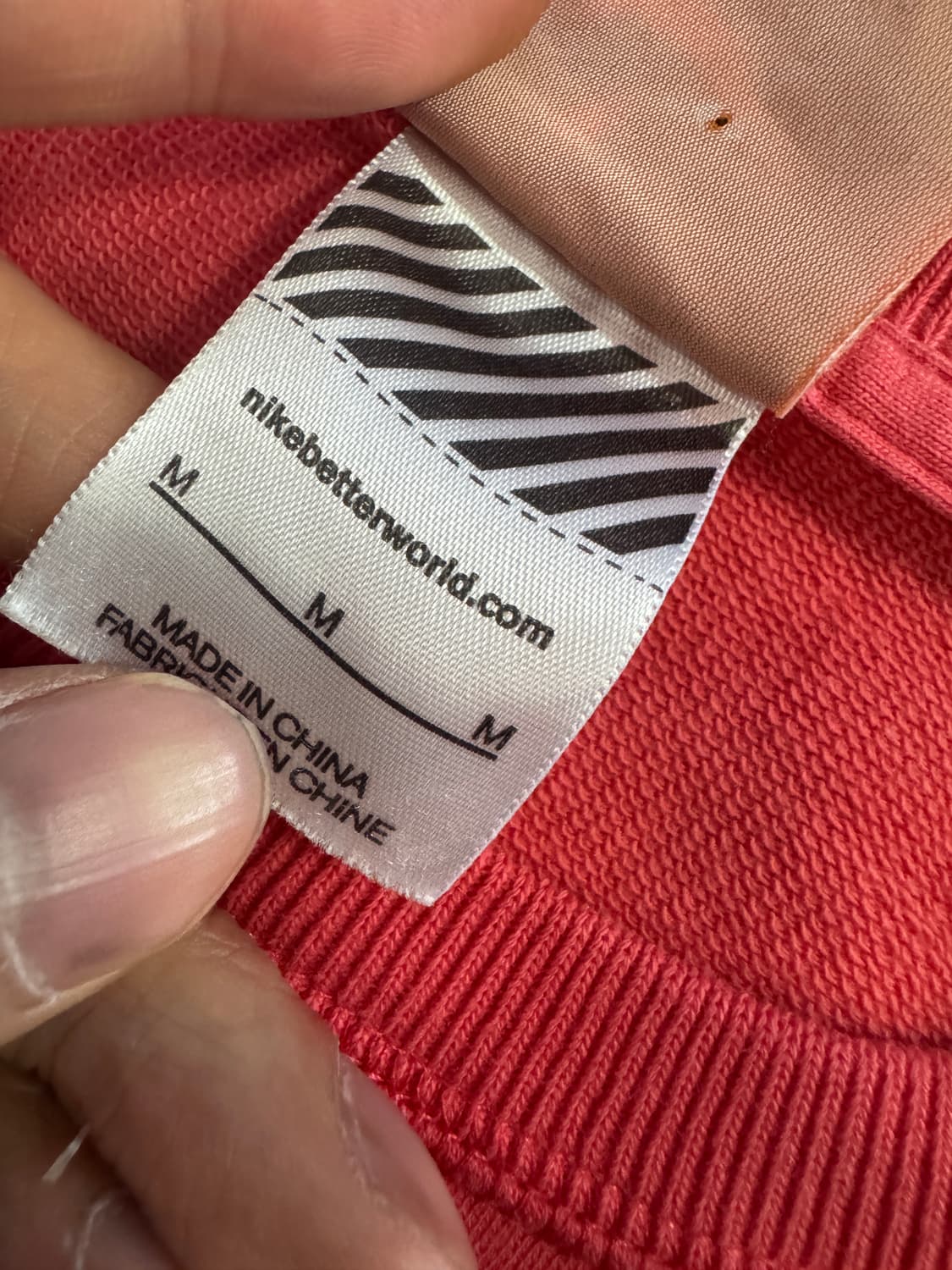 희귀!! 여성 나이키 Track & Field 올드스쿨 프린팅 반팔 상품이미지4