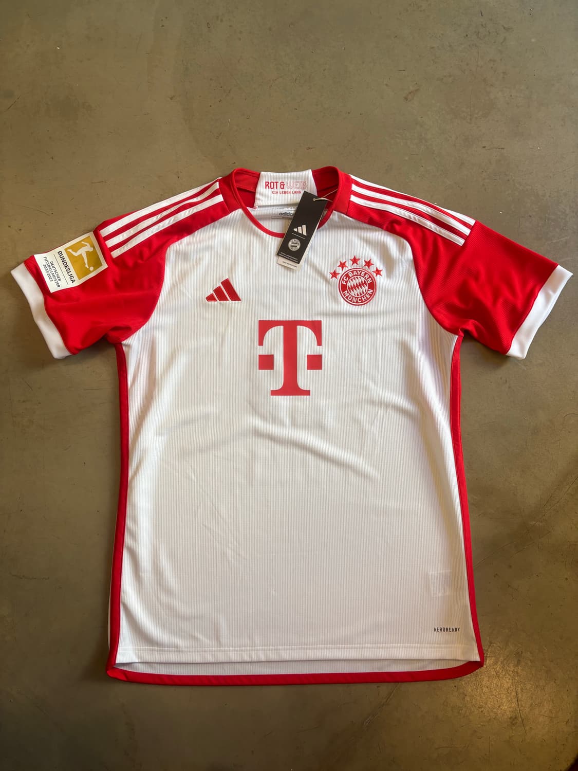 23-24 바이에른뮌헨 김민재 유니폼 상품이미지2