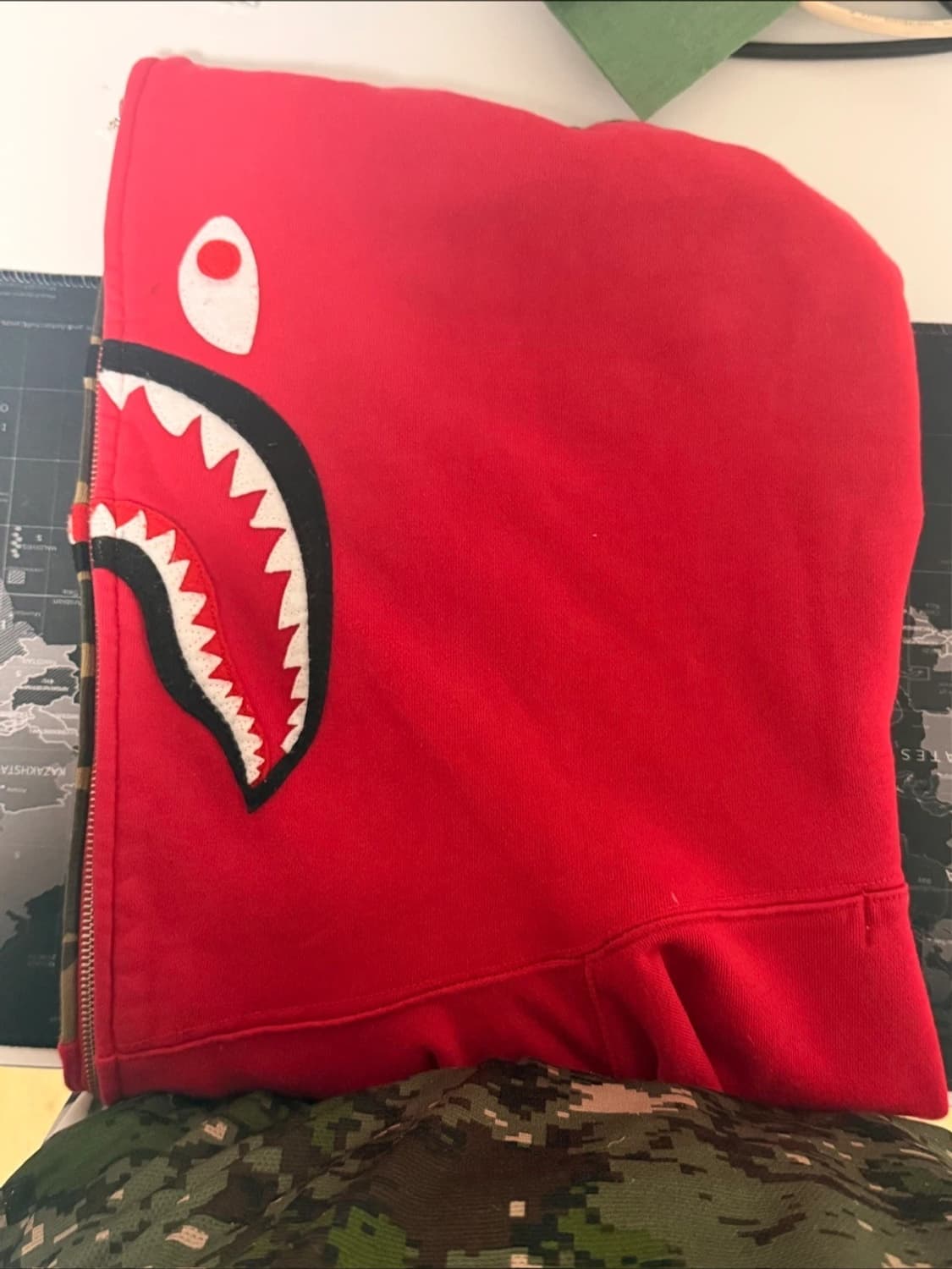 🔥급처/정품🔥베이프 카모 적계 후드집업🔥 상품이미지4