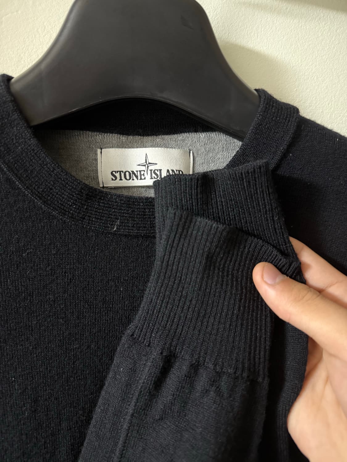 스톤아일랜드 블랙 니트 M 상품이미지3