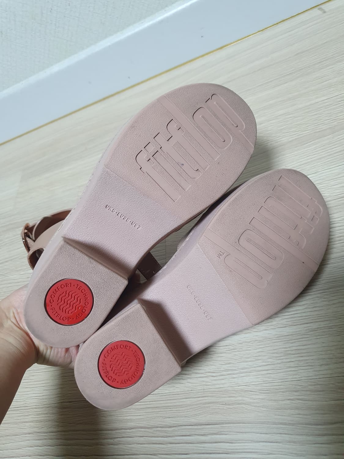 핏플랍 앵글 플랫폼 샌들 240 상품이미지7