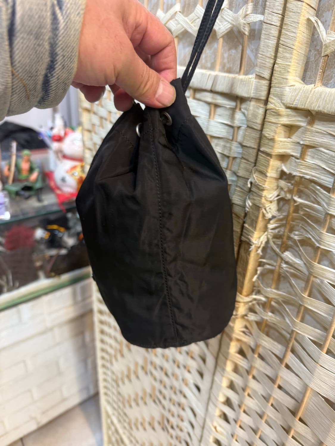 정품 프라다 나일론 미니 파우치 버킷백 팝니다 상품이미지3