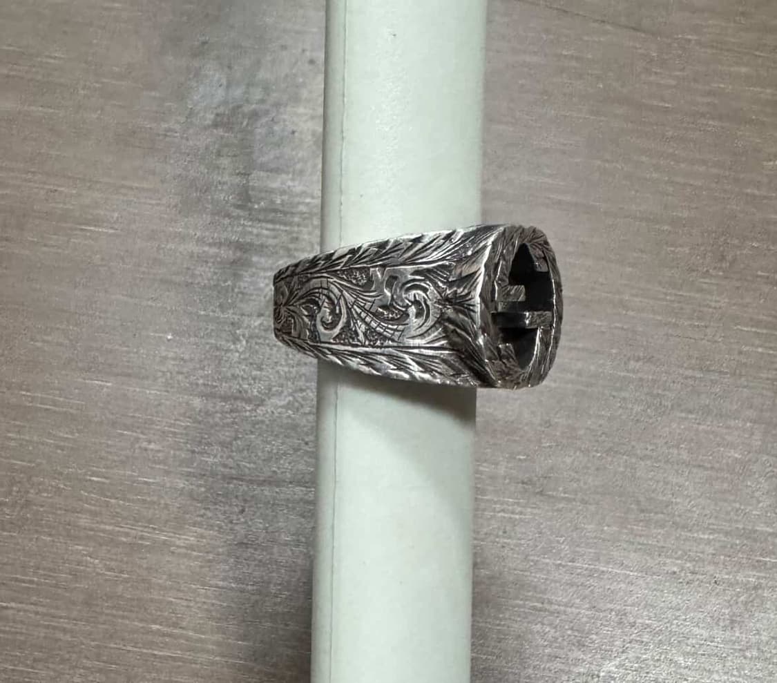 구찌 반지( BTS 뷔 반지. 인터로킹) 판매합니다 상품이미지2