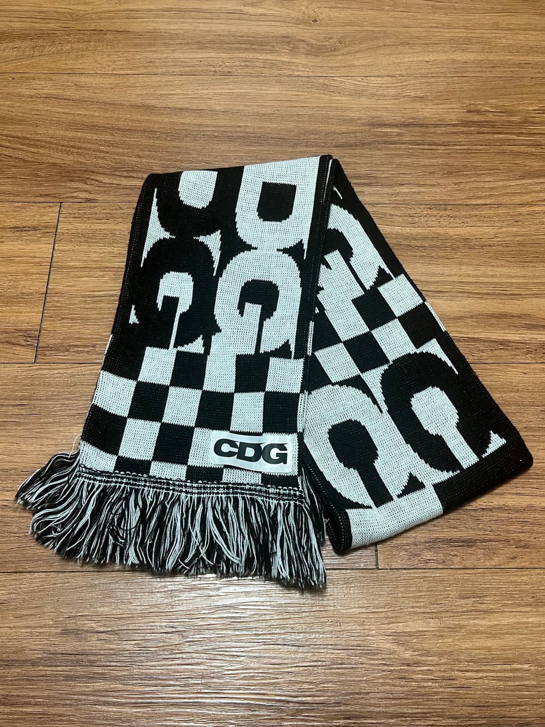 CDG머플러 상품이미지1