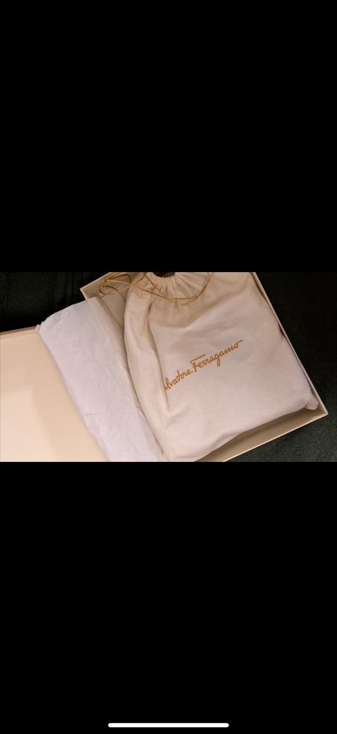 (가격제안주세요) 페라가모 아이코닉 켈리백 브라운 상품이미지4