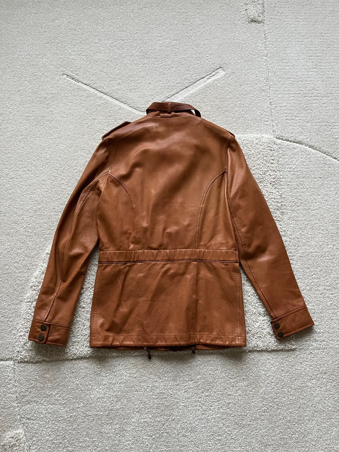 10 꼬르소꼬모 x 베르나르 아르디 램스킨 필드 자켓 브라운 (100) 상품이미지10