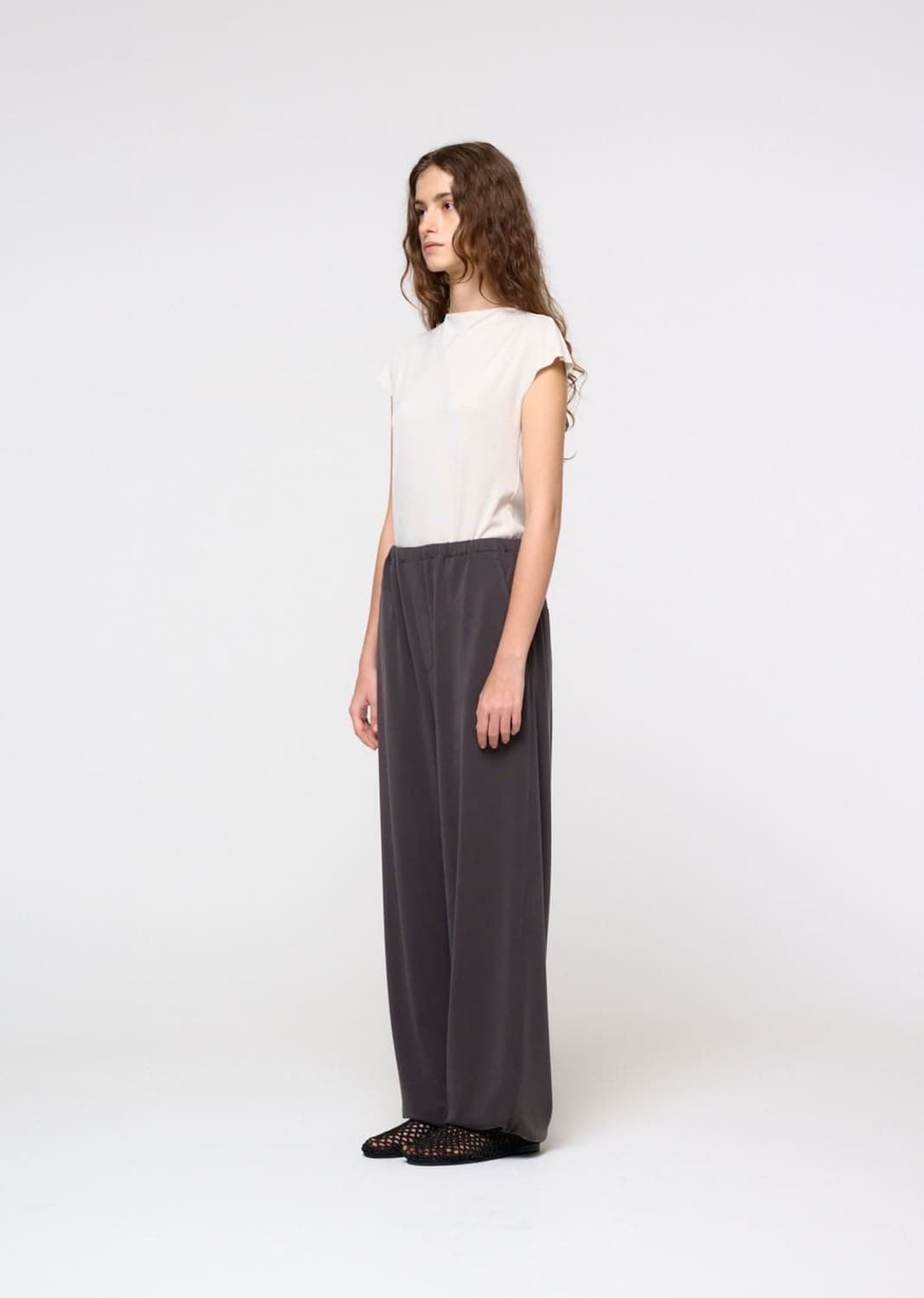 아모멘토 easy banding pants 차콜 S 새제품 상품이미지2