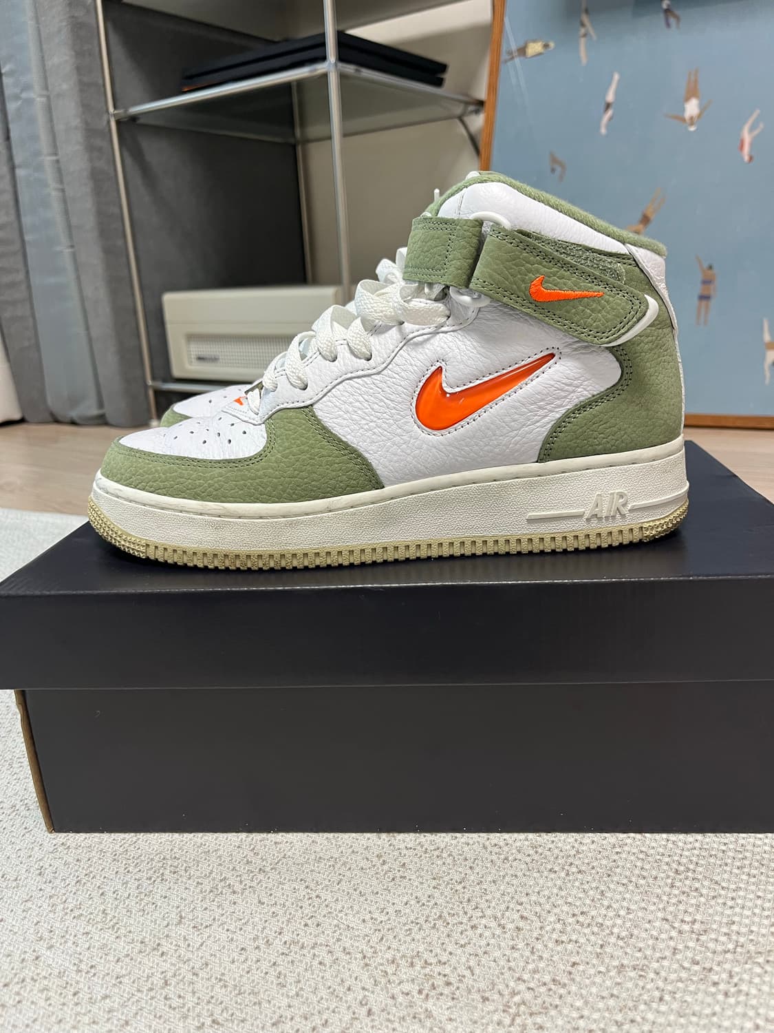나이키 에어포스1 미드 QS 올리브 255 상품이미지3