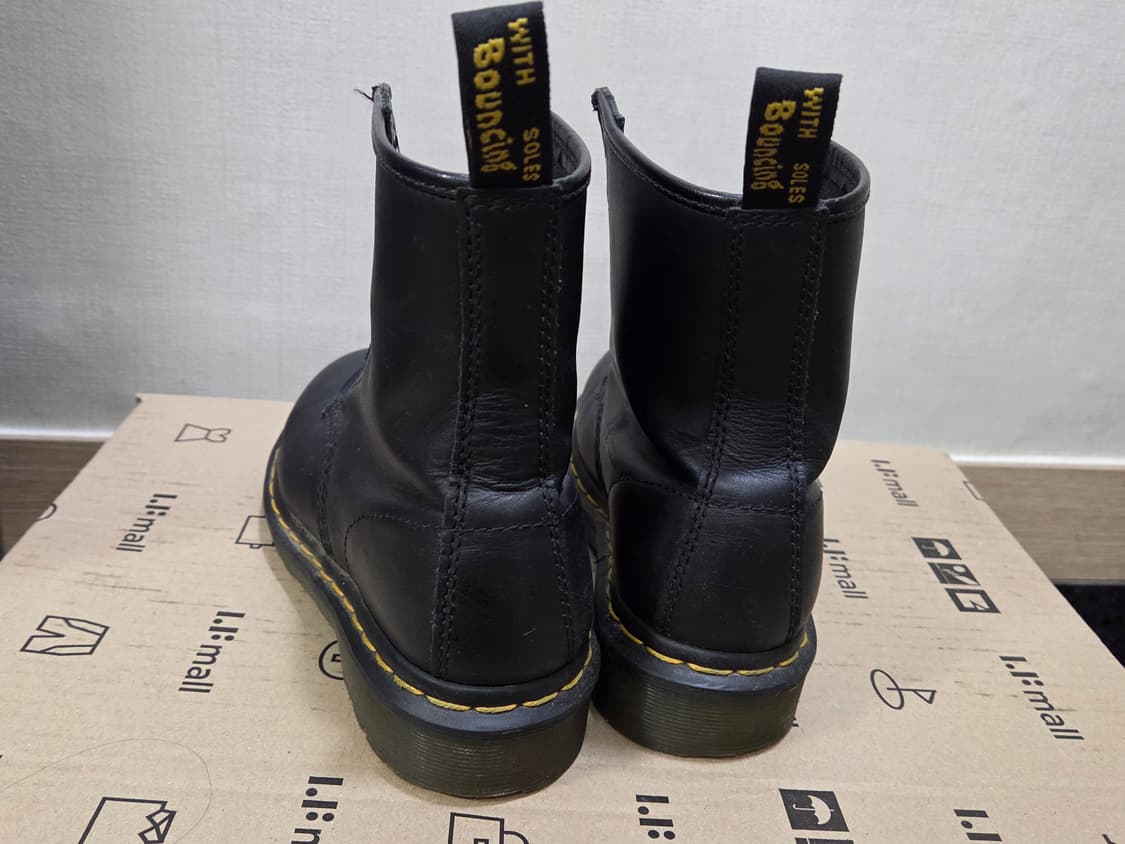 닥터마틴 1460 8홀 230 (uk3) 상품이미지3
