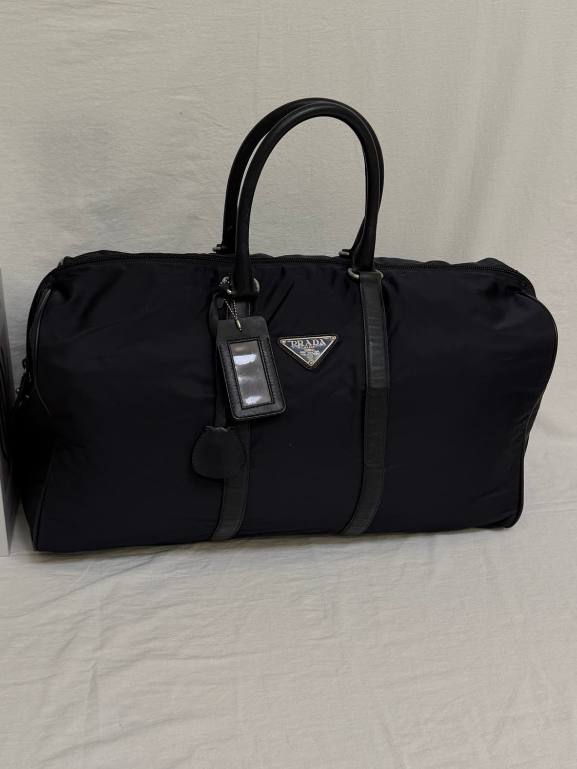 정품 프라다 나일론 골프 보스턴백 여행가방 네이비색상 상품이미지5