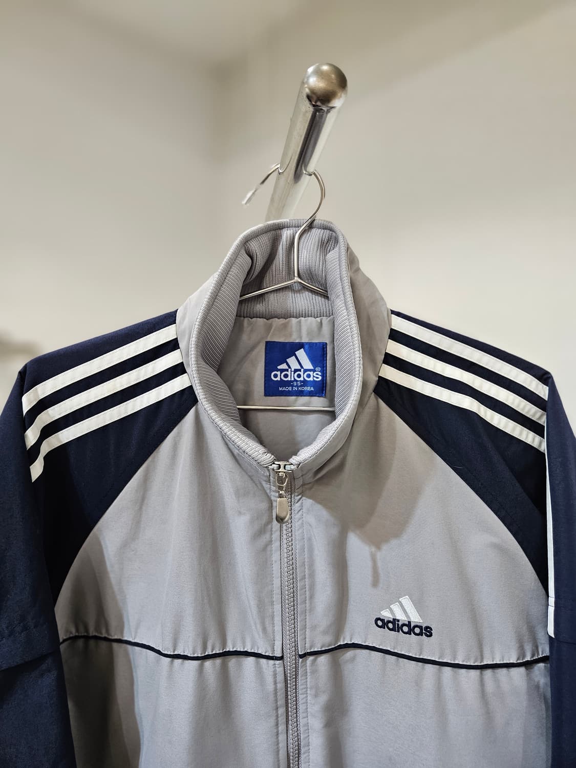 아디다스 올드스쿨 바람막이 상품이미지3
