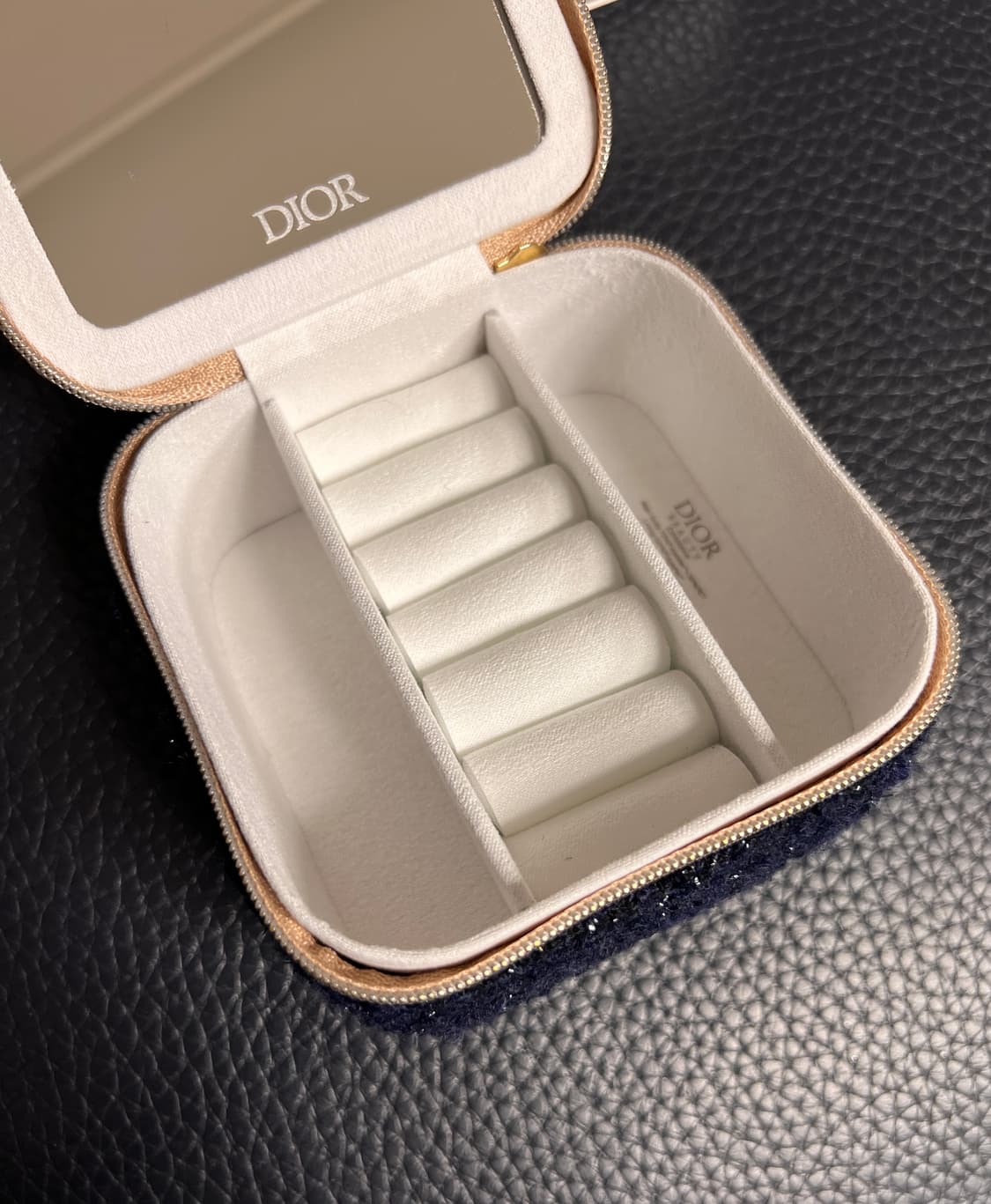 디올 트위드 보석함 파우치  상품이미지4
