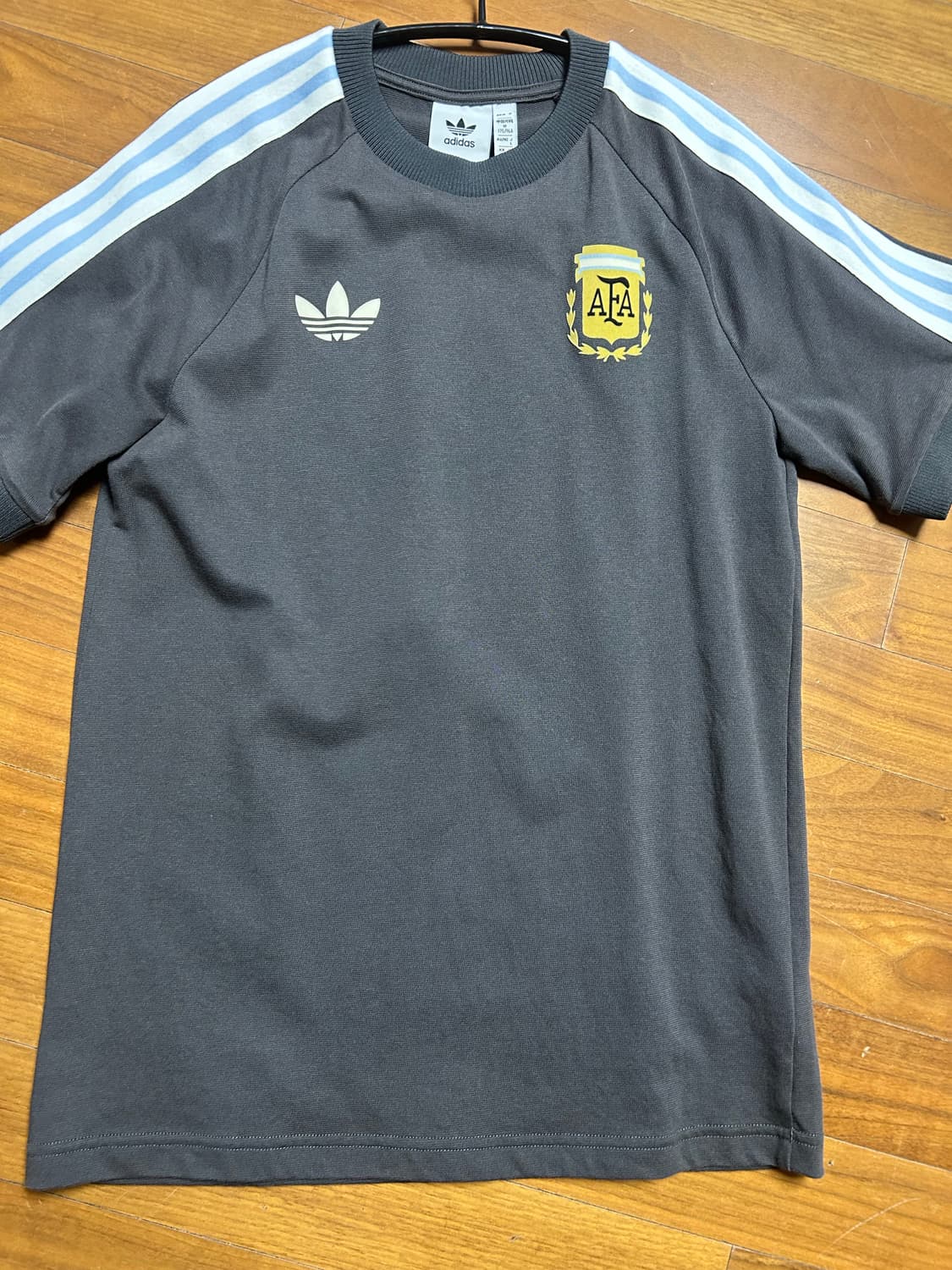 아디다스 반팔티 상품이미지1