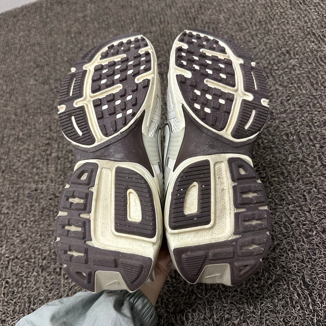 NIKE 나이키 V2K 런 라이트 운동화 240 상품이미지7