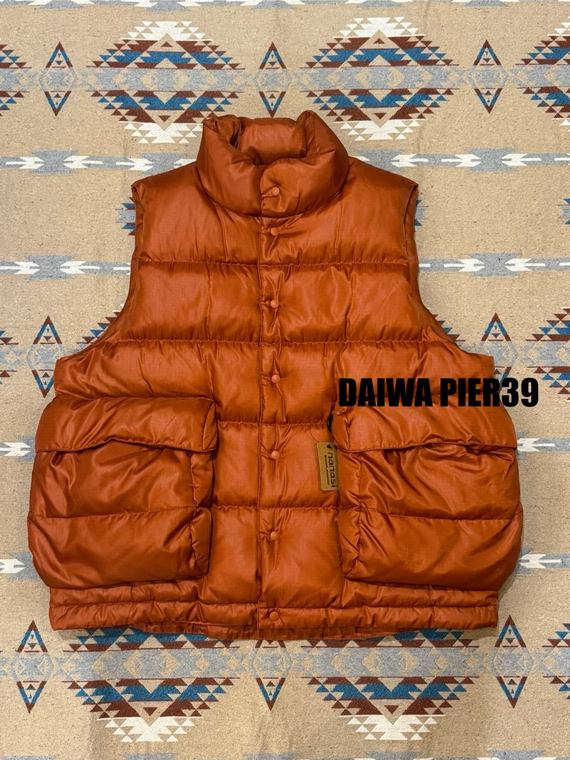 [L][105] 다이와피어39 테크 백팩커 다운 베스트 오렌지 상품이미지1
