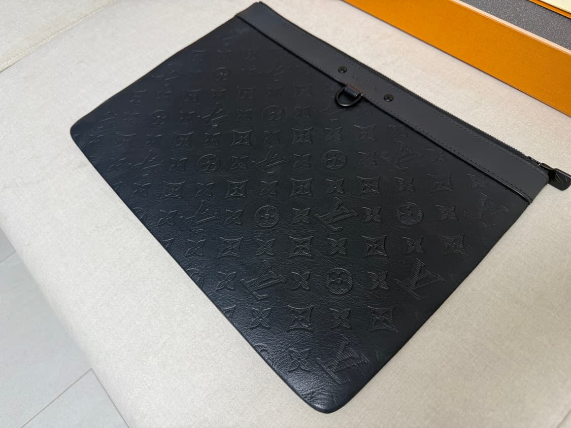 루이비통 포쉐트 디스커버리 클러치 풀구성품 상품이미지3