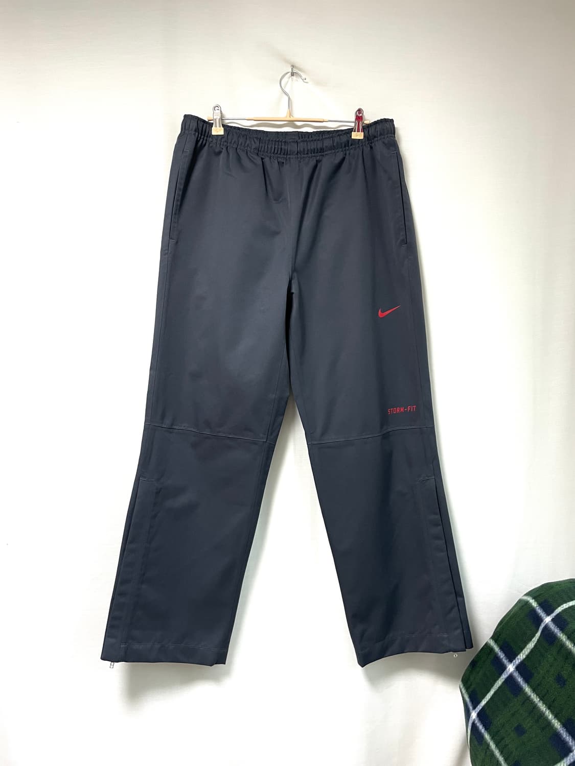 나이키 남성 골프 스톰핏 방수 방풍 와이드핏 우븐 팬츠 _ 진그레이 상품이미지1