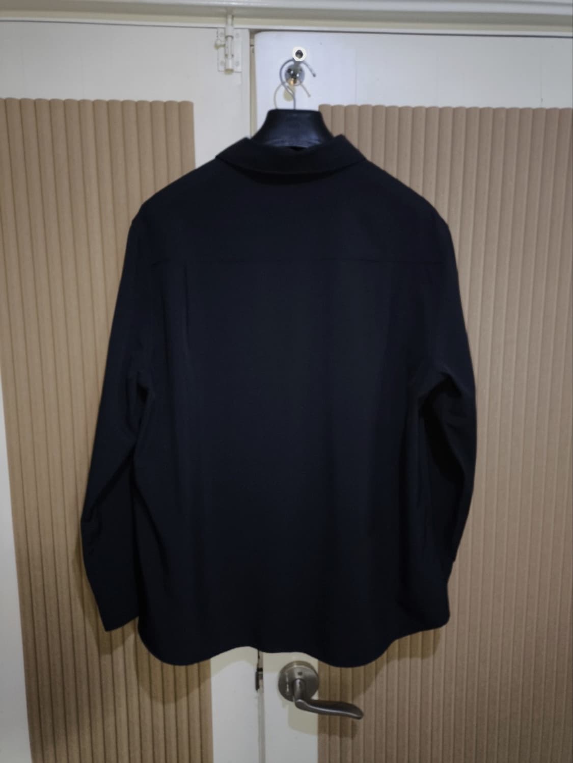 110 코모도 링클프리 기능성 원단 셔츠 블랙 상품이미지2