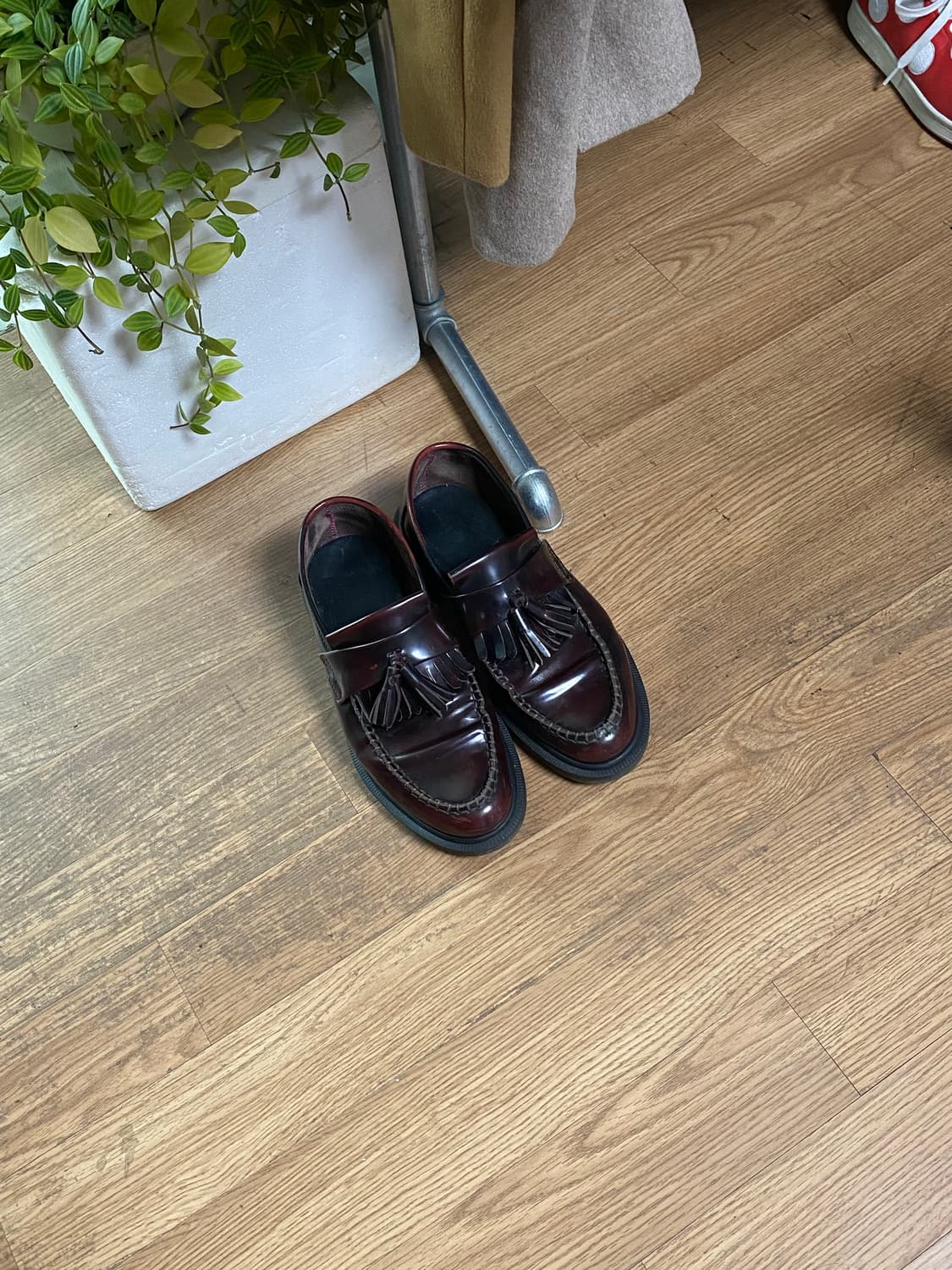 닥터마틴 아드리안 체리레드 상품이미지1