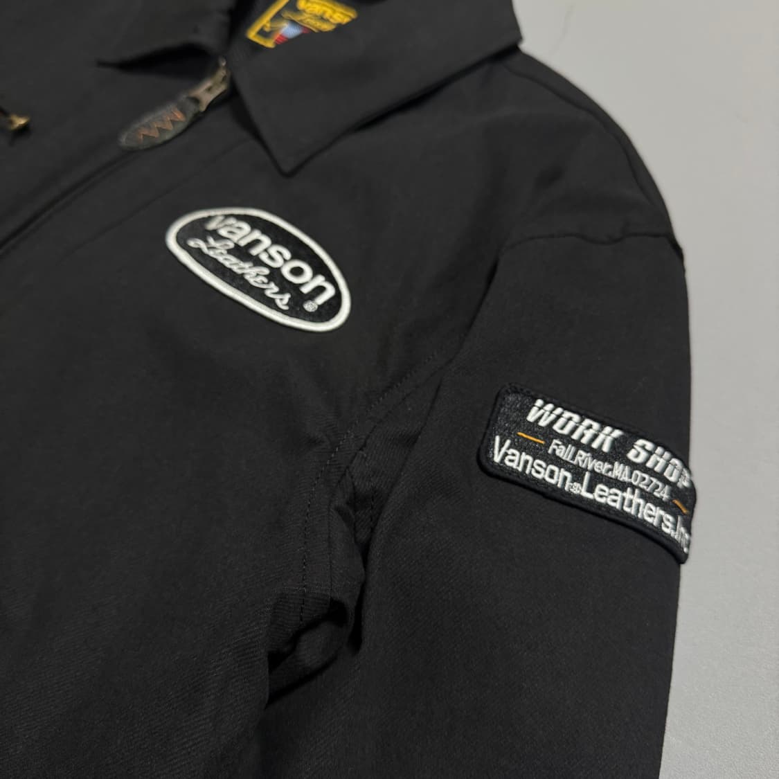 VANSON 블랙컬러 양면 자수로고 와펜패치 코튼 폴리에스터 바이커 자켓 상품이미지4