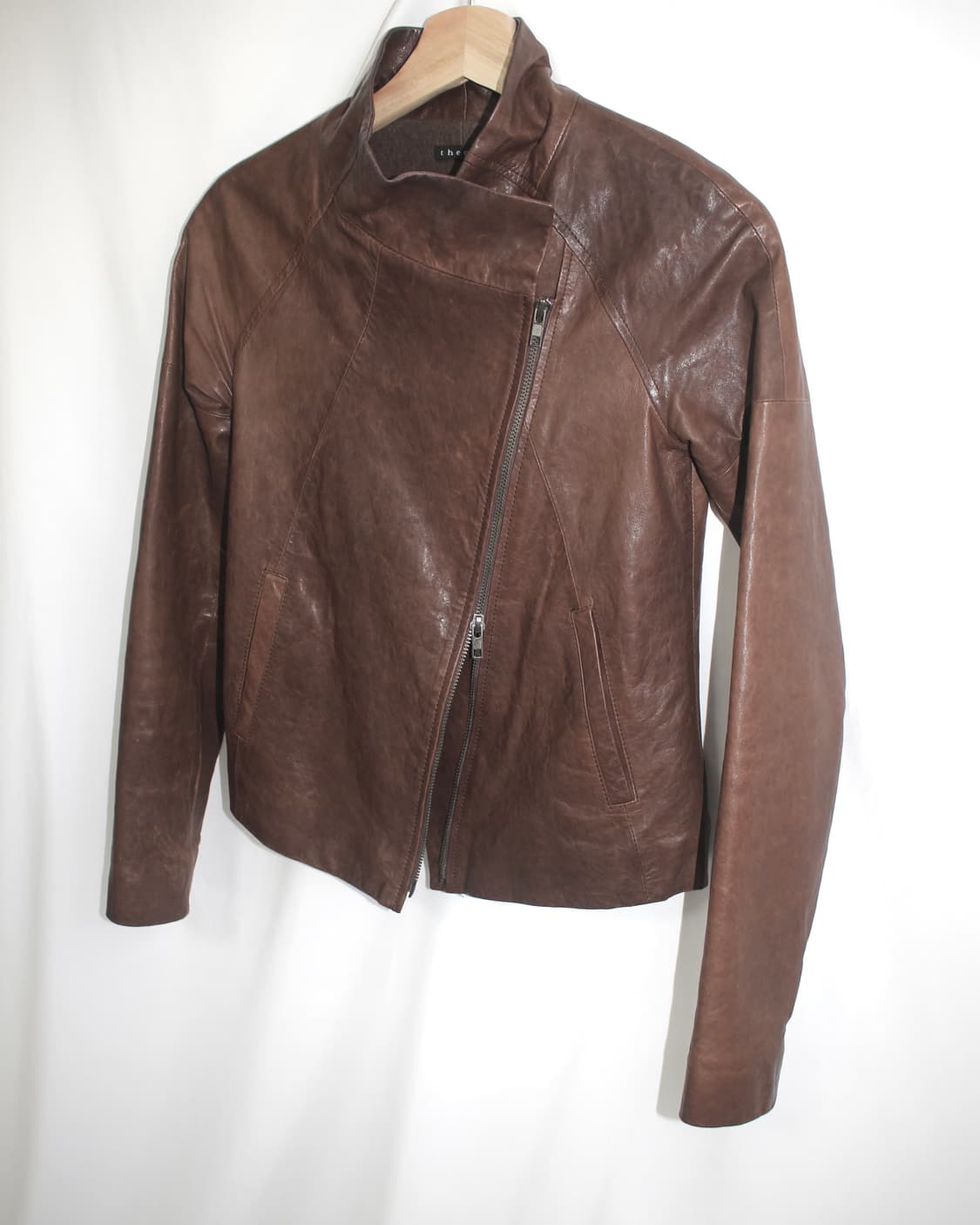 Theory leather skin high neck jacket 상품이미지3
