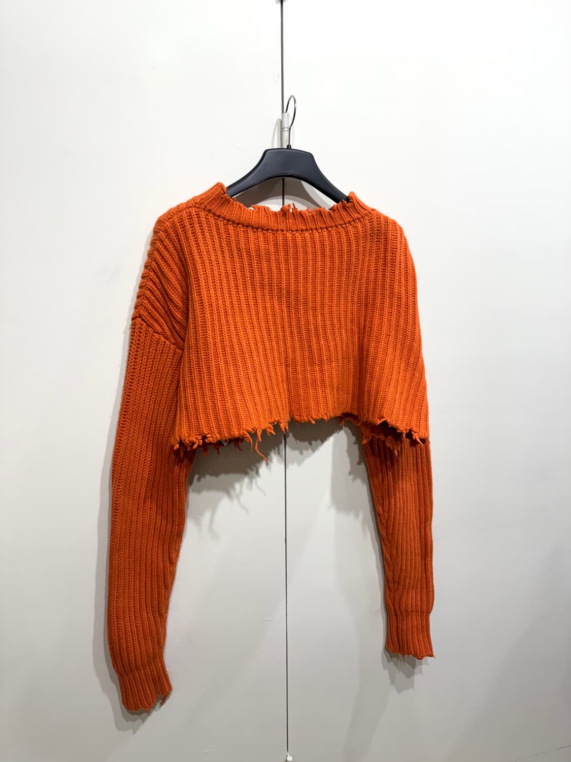 PERVERZE 퍼버즈 러프컷 캐시미어 크롭 니트 상품이미지5