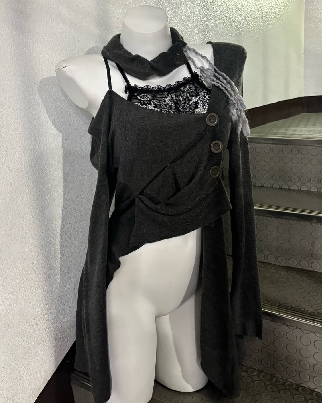 Asymmetric Draped Scarf Layered Knit Top 상품이미지7
