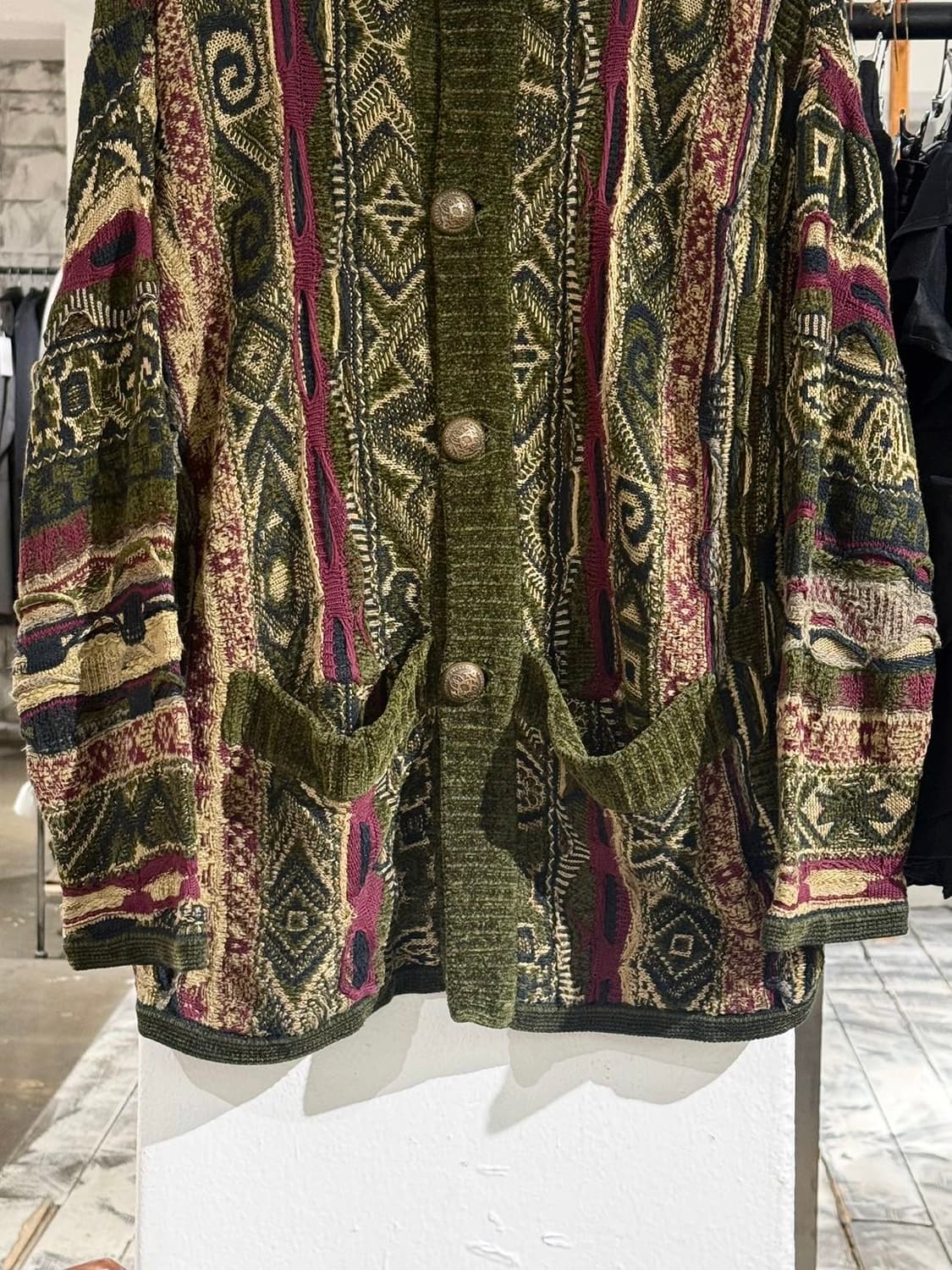 쿠지 그린 에스닉 멀티 케이블 버튼 가디건 상품이미지5