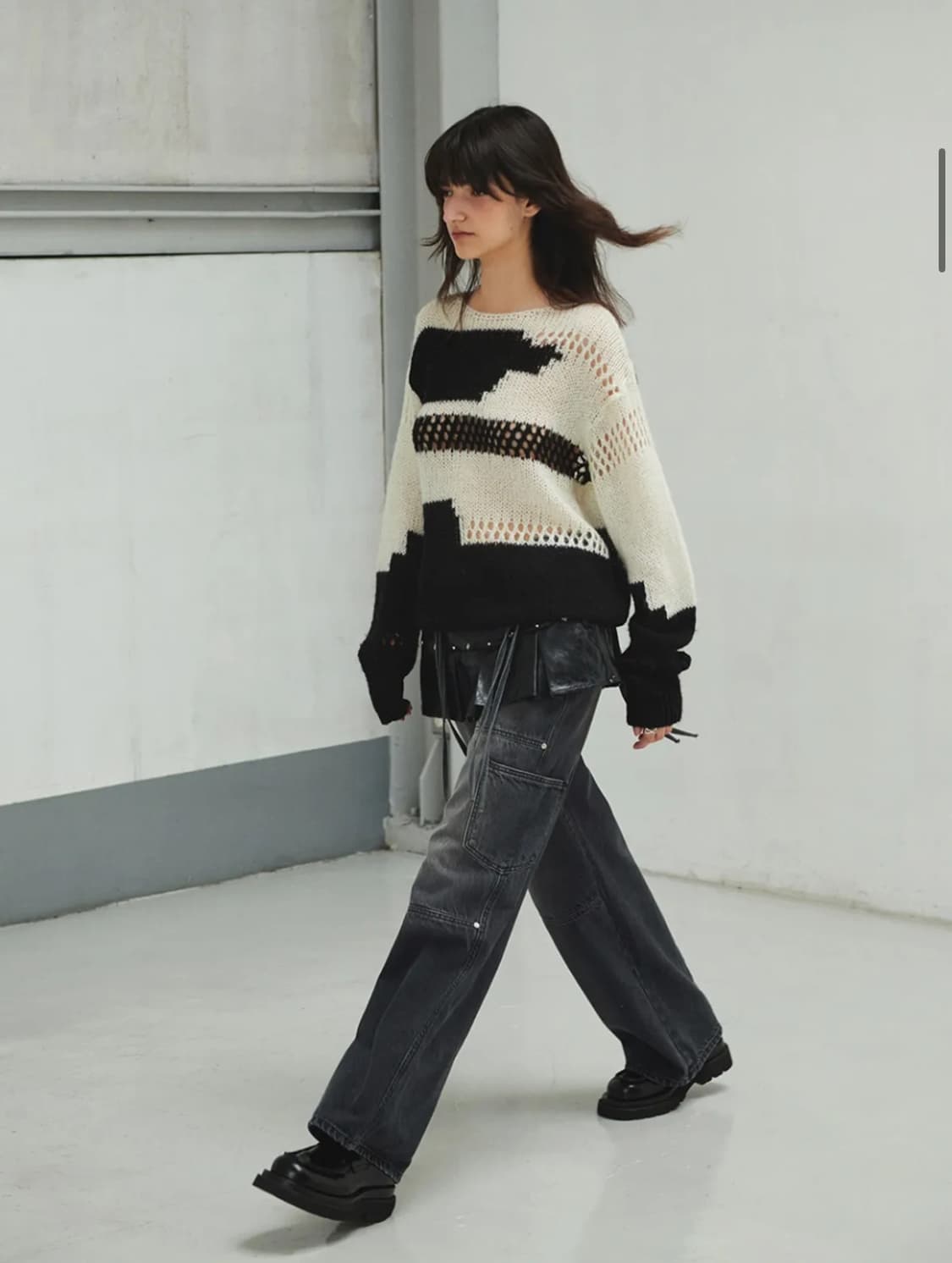 다이애그널(DIAGONAL) 레이어드 펀칭 배색 니트 상품이미지1