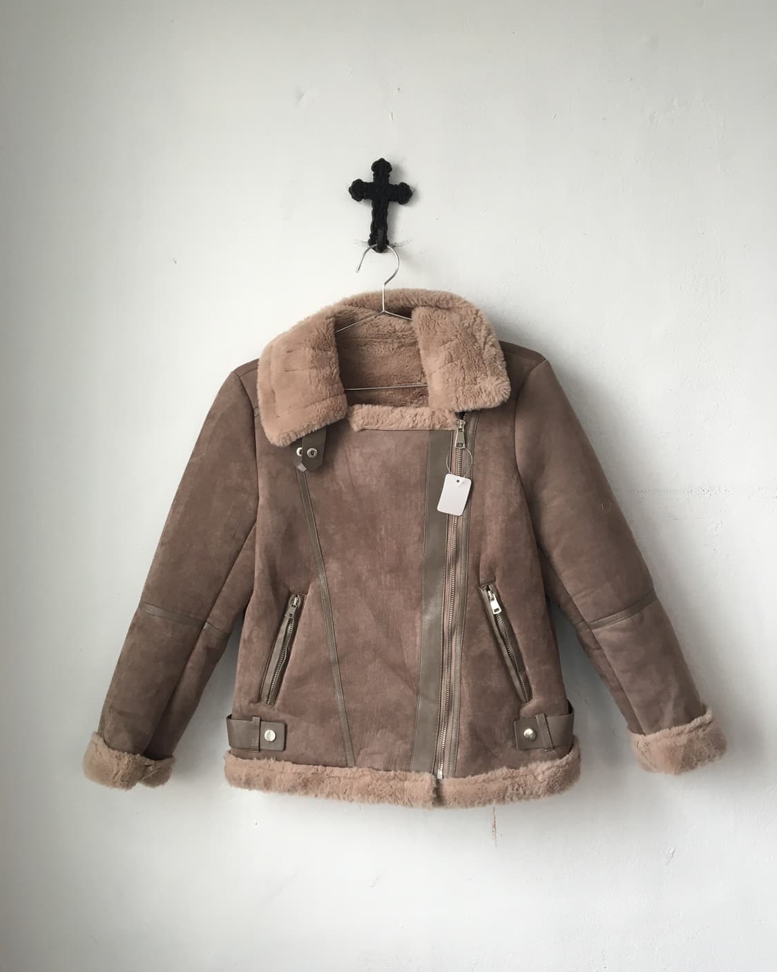 Fake fur mustang 상품이미지2