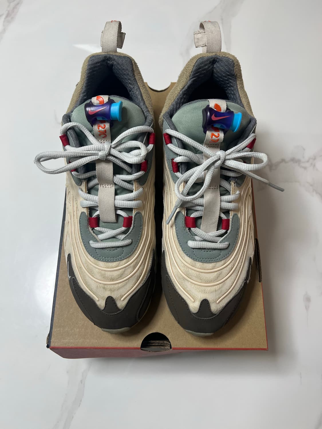 [265] 나이키 트래비스 스캇 에어맥스 270 캑터스 트레일 상품이미지3