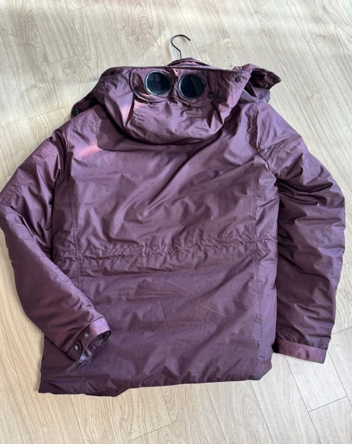 CP 컴퍼니 남성 MICRO-M 다운 자켓 상품이미지2