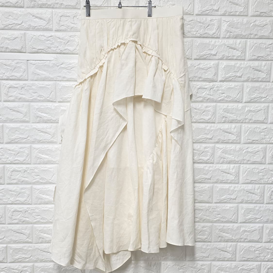 택포// 28인치 한섬 아키라나카 프릴 스커트 (새상품) 상품이미지4