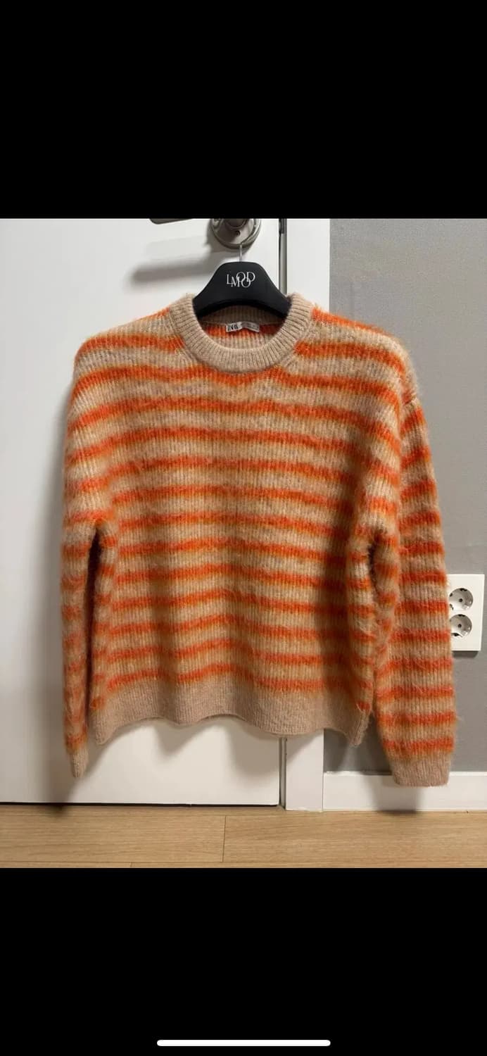 자라 스트라이프 자카드 헤어리 스웨터 s 95 상품이미지2