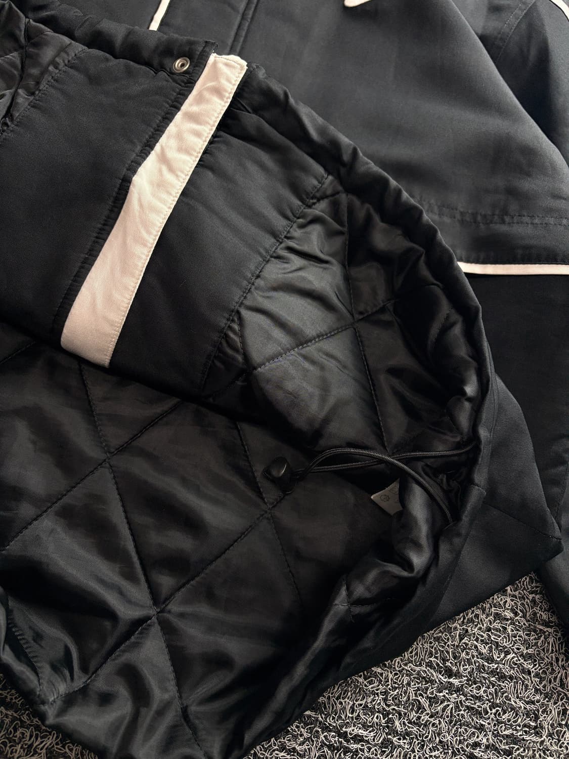 나이키 스우시 올드스쿨 블랙 누빔 자켓 3417 상품이미지3