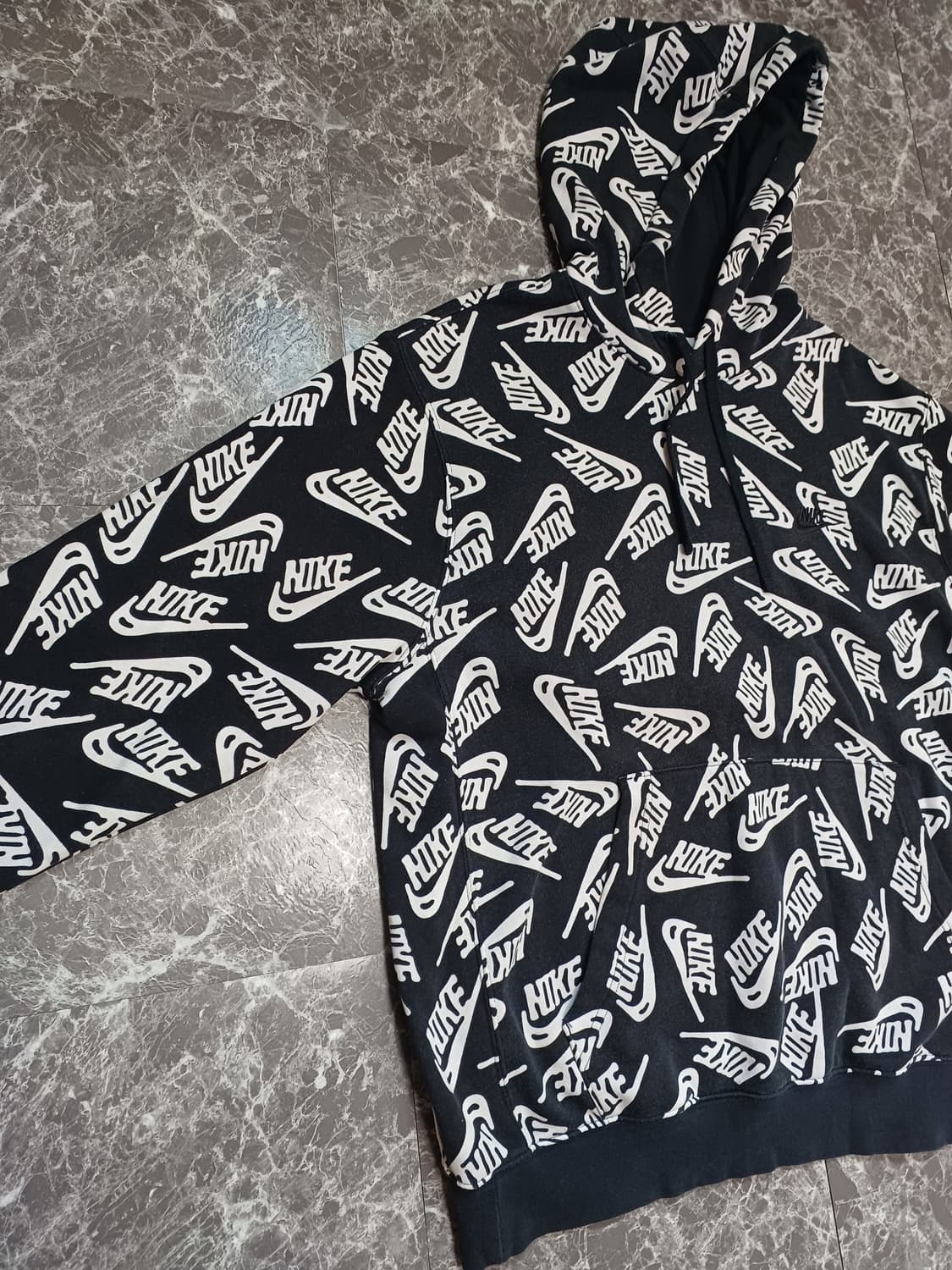 나이키 올오버 로고 후드티 L 상품이미지3