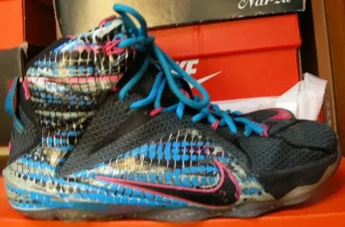 나이키 르브론12 크로모썸 270 상품이미지1