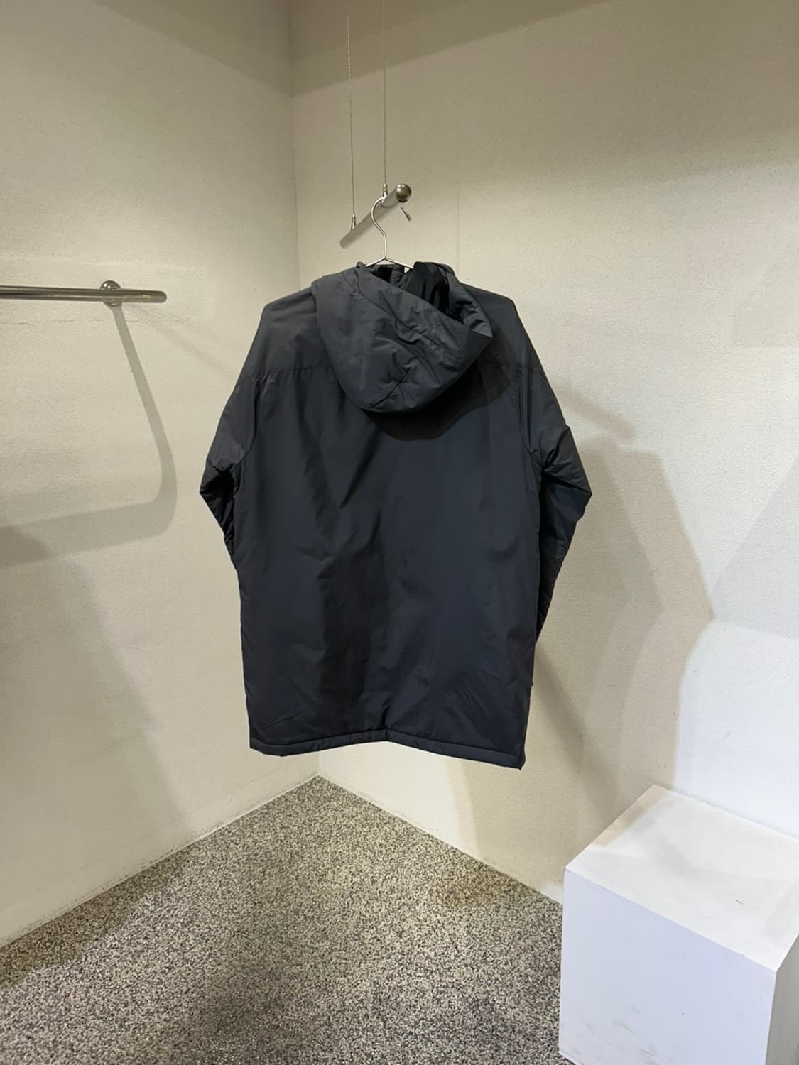 아디다스 후드 패딩자켓 상품이미지2