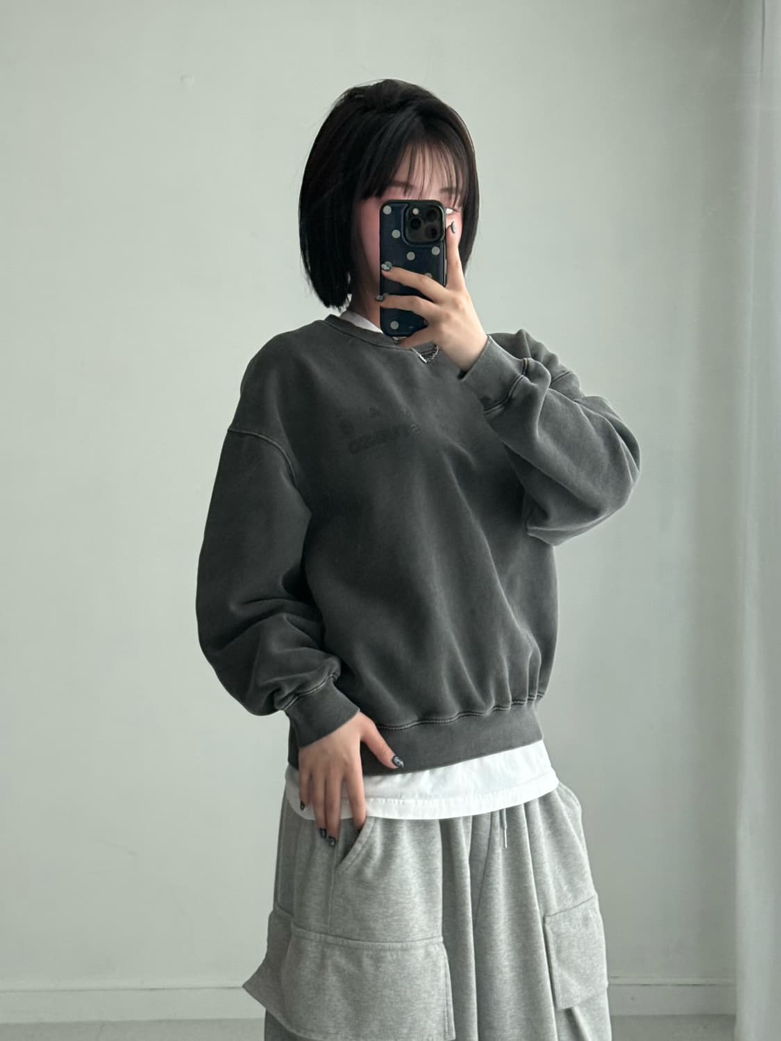 아이앱스튜디오 피그먼트 맨투맨 상품이미지2