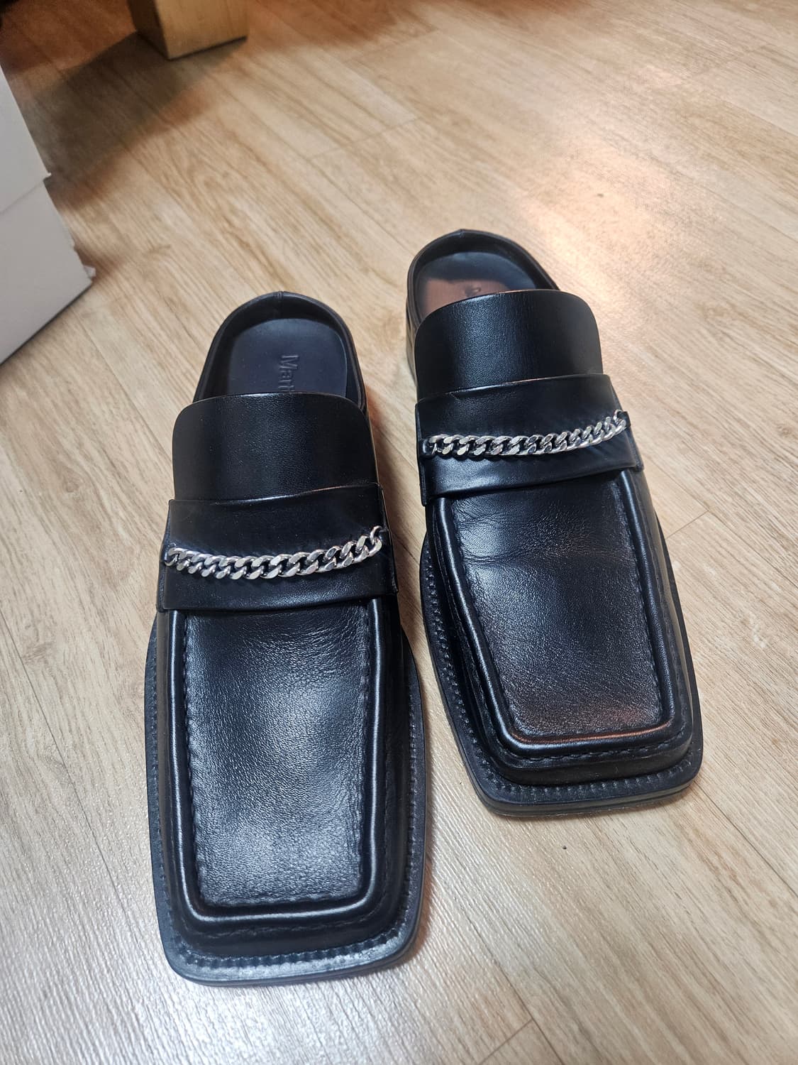 마틴로즈 체인 스퀘어토 뮬 41사이즈 상품이미지2